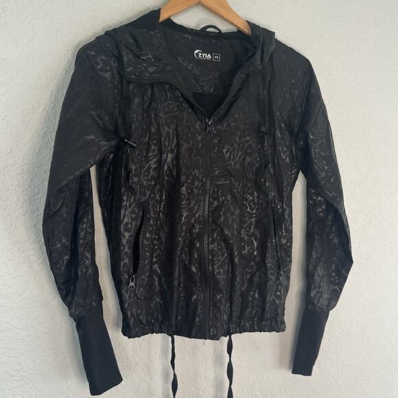 ZYIA Active Leopard Print Windbreaker Jacket Hoodie Full Zip Pockets Outdoors - Picture 3 of 9